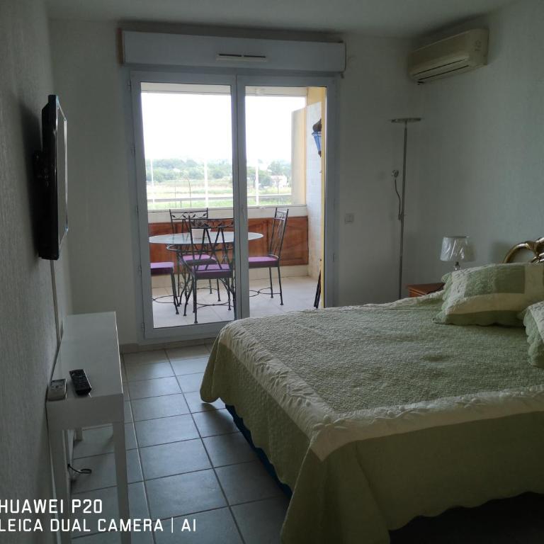 appartement 6pers ,3 étage dernier, duplex spacieux Clim, piscine ,parking privé fermer - Appartamento con 3 Camere da Letto - 9