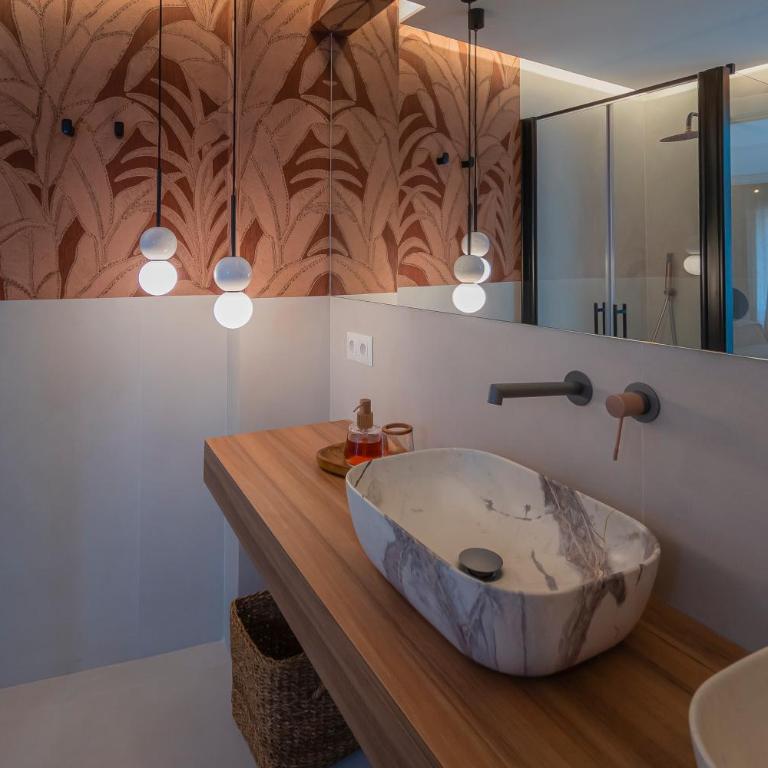 Casa de la Acequia by Florentia Homes - Two-Bedroom House - 52
