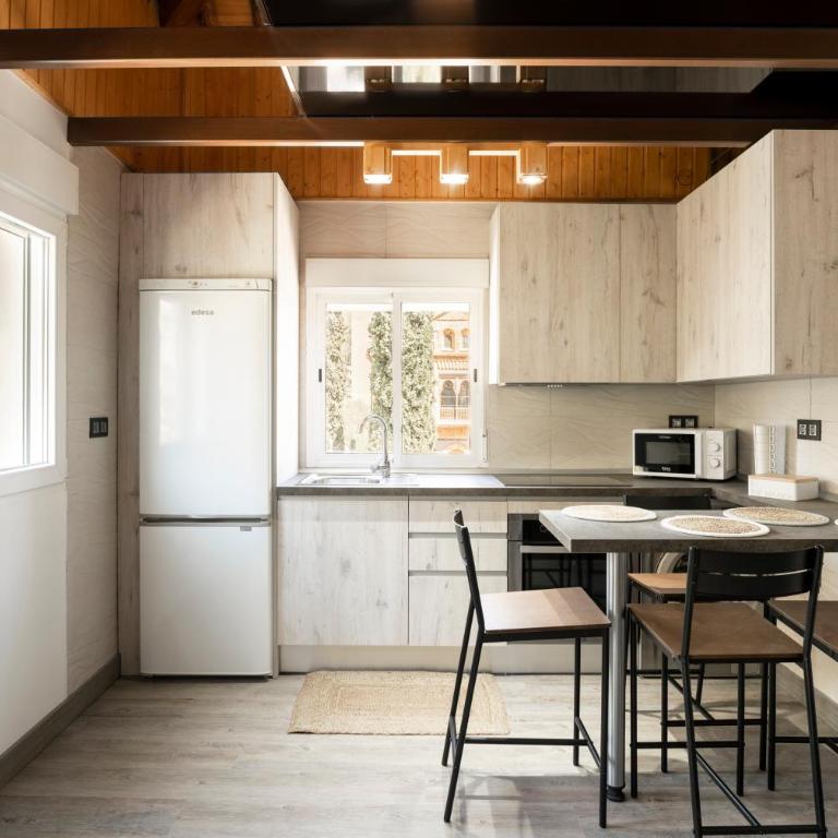 Suites Bola de Oro - Two-Bedroom Apartment - 24