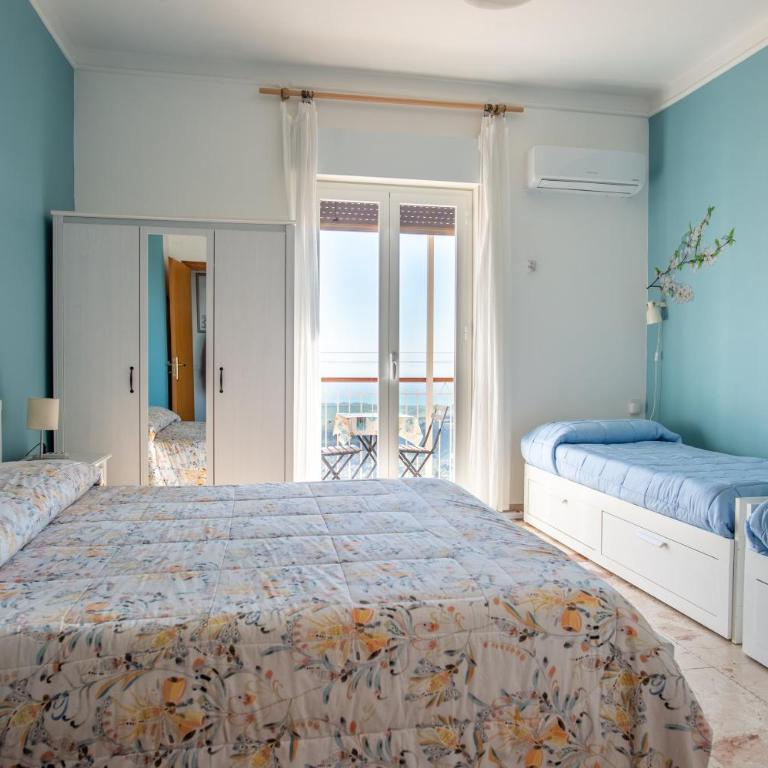 B&B MiraValle Agrigento - Camera Quadrupla con Cucina, Balcone e Vista Mare - 11