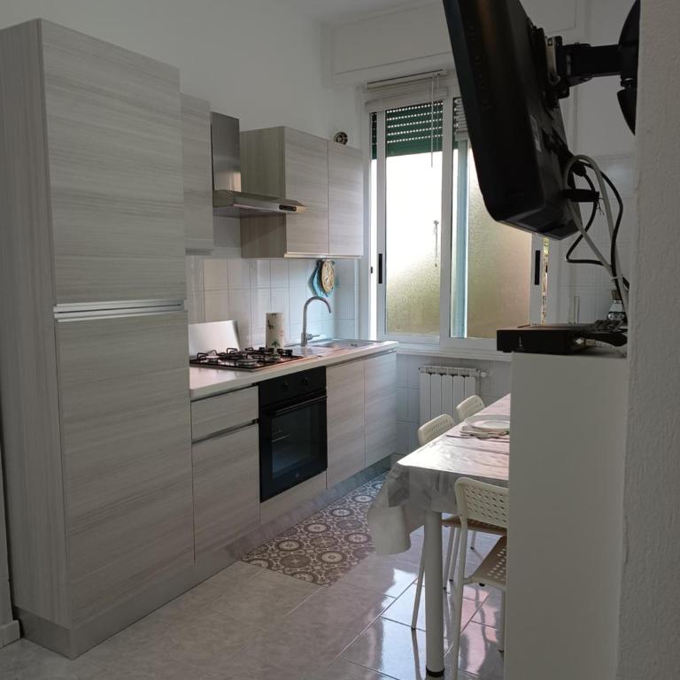 LEMONS HOUSE - Two-Bedroom Apartment - 11