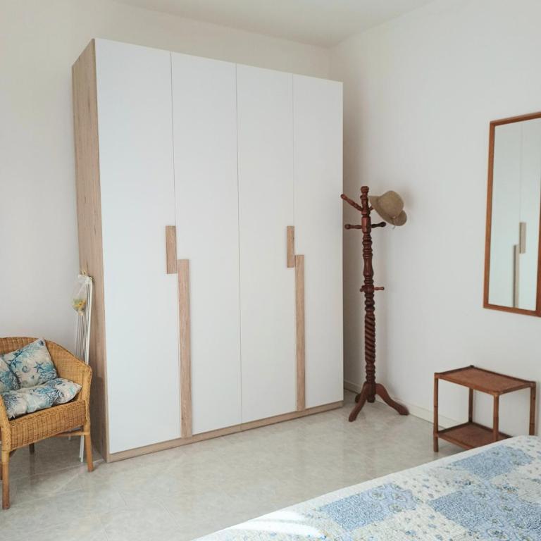 LEMONS HOUSE - Two-Bedroom Apartment - 2