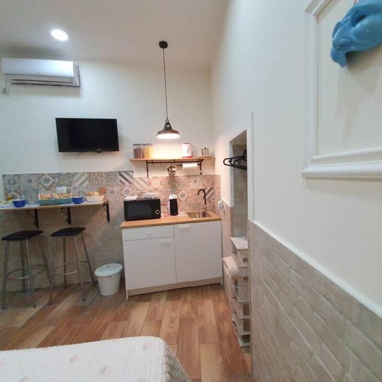 Rosy Maison - Studio Apartment - 11