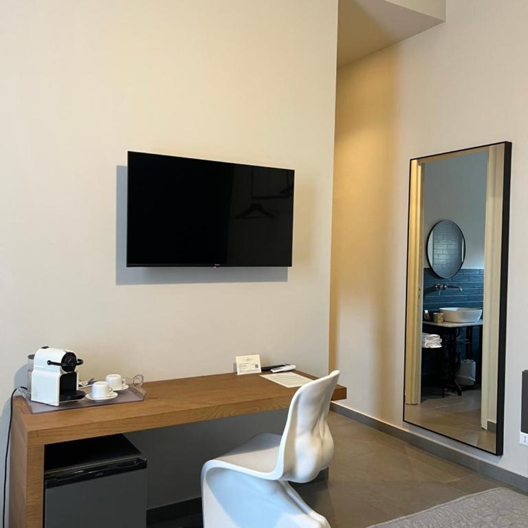 Catania Rooms - Deluxe Room - 7