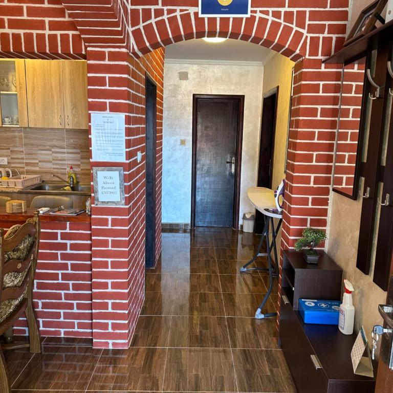 Albomi - Two-Bedroom Apartment - 2