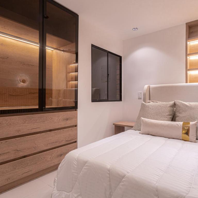 Jacuzzi Privado, Casa de Lujo Norte Medellin - Apartamento de 3 dormitorios - 34