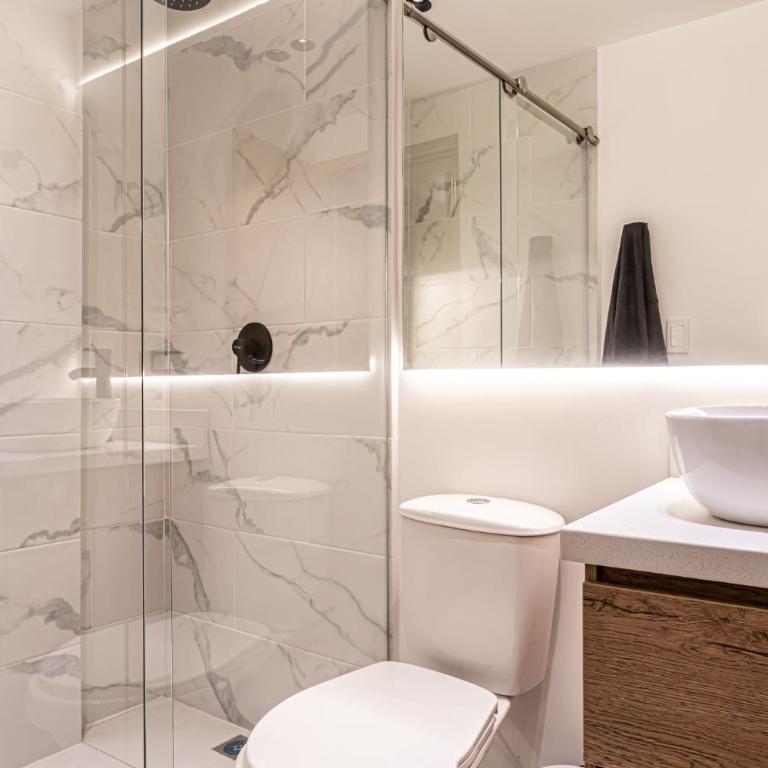 Jacuzzi Privado, Casa de Lujo Norte Medellin - Apartamento de 3 dormitorios - 21