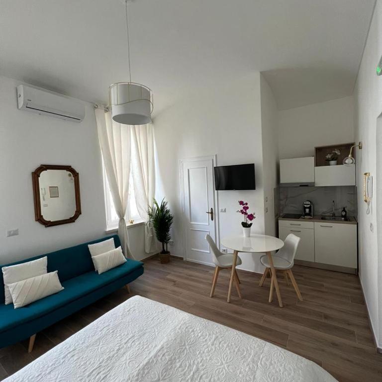 Fior di Loto Suite - Antonelli - Appartamento con 1 Camera da Letto - 2