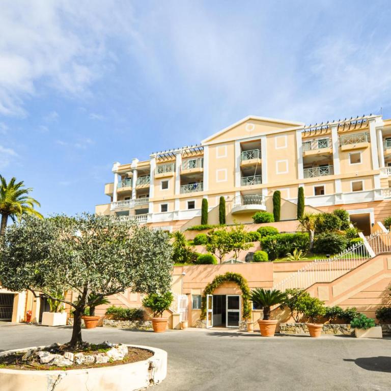 Amazing Apartment In Cannes With House Sea View - Appartement 1 Chambre - 1