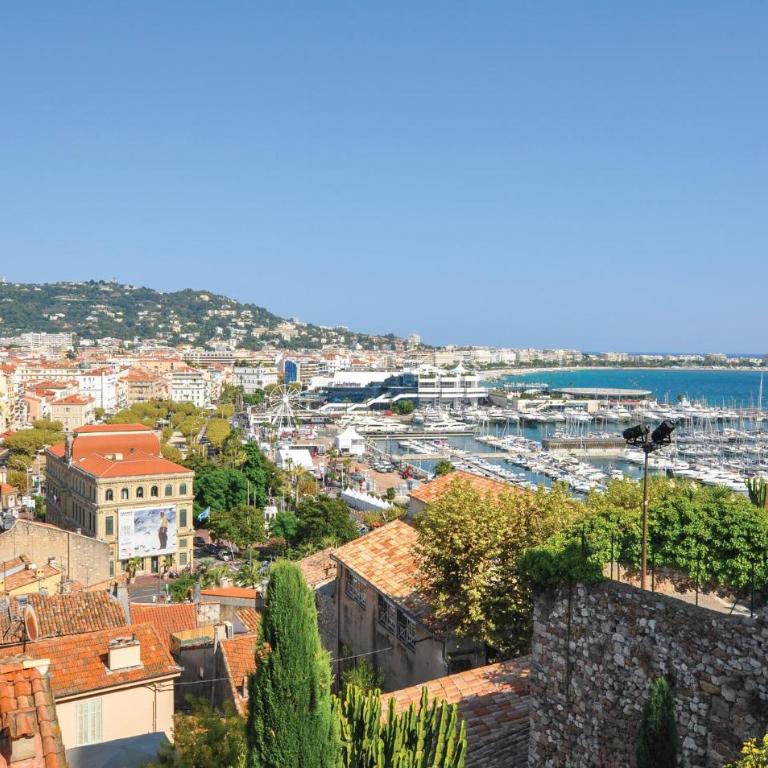 Amazing Apartment In Cannes With House Sea View - Appartement 1 Chambre - 15