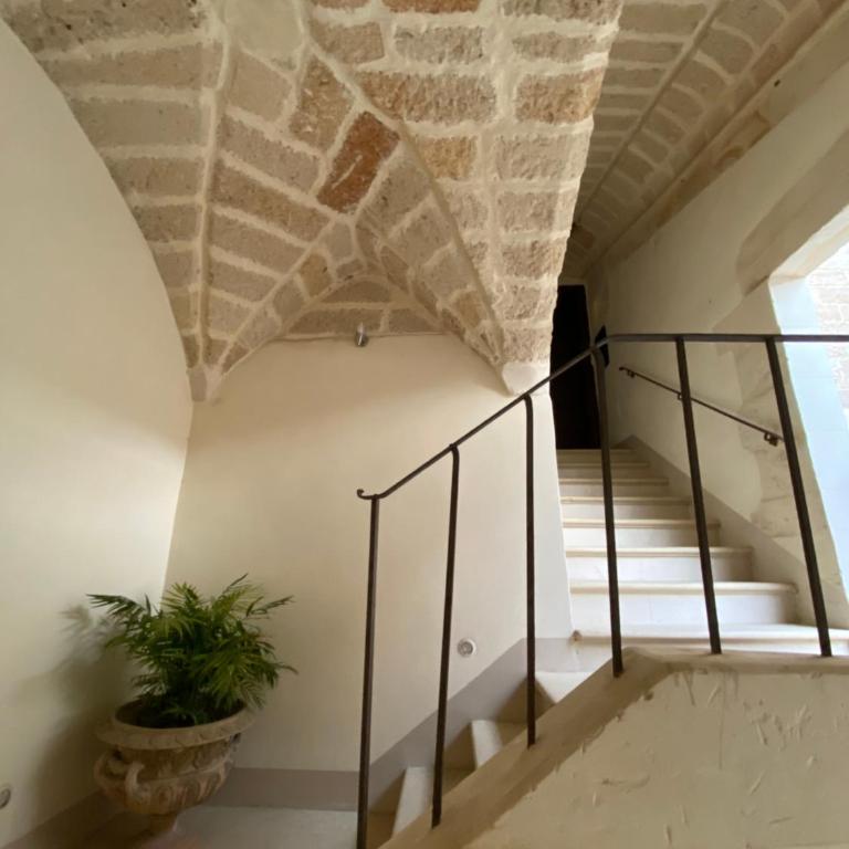Palazzo de Carlo e il parco dei 7 pozzi - Suite with Balcony - 14
