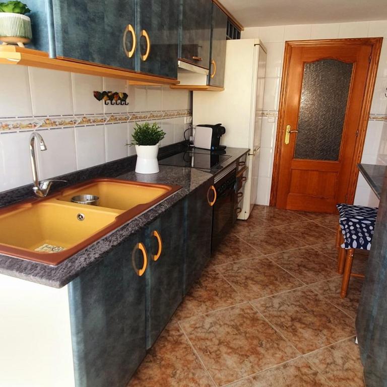 Monela Front beach sólo familias - Apartamento de 3 dormitorios - 10