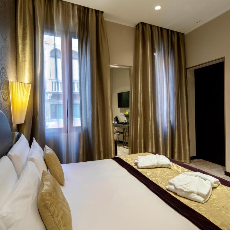 Alle Guglie Boutique Hotel - Camera Matrimoniale Superior - 10