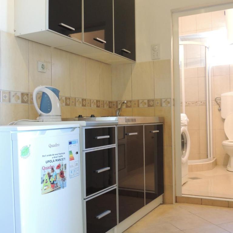 Guest House Djakonovic - Vila sa Pogledom na More - 14