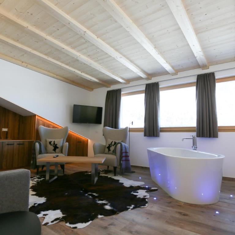 Passo Sella Dolomiti Mountain Resort - Suite King - 2