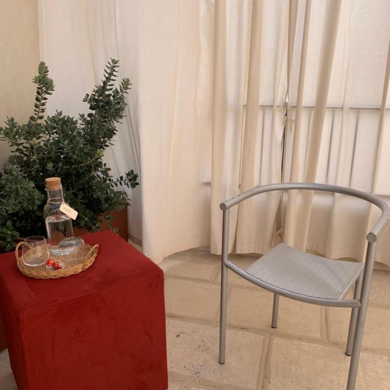 Palazzo Donna Titì - Camera Matrimoniale con Terrazza - 11
