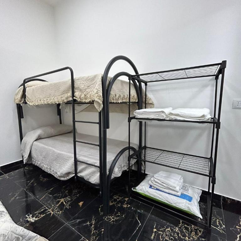 HV Dora apartment Naples historic center - One-Bedroom Apartment - 15