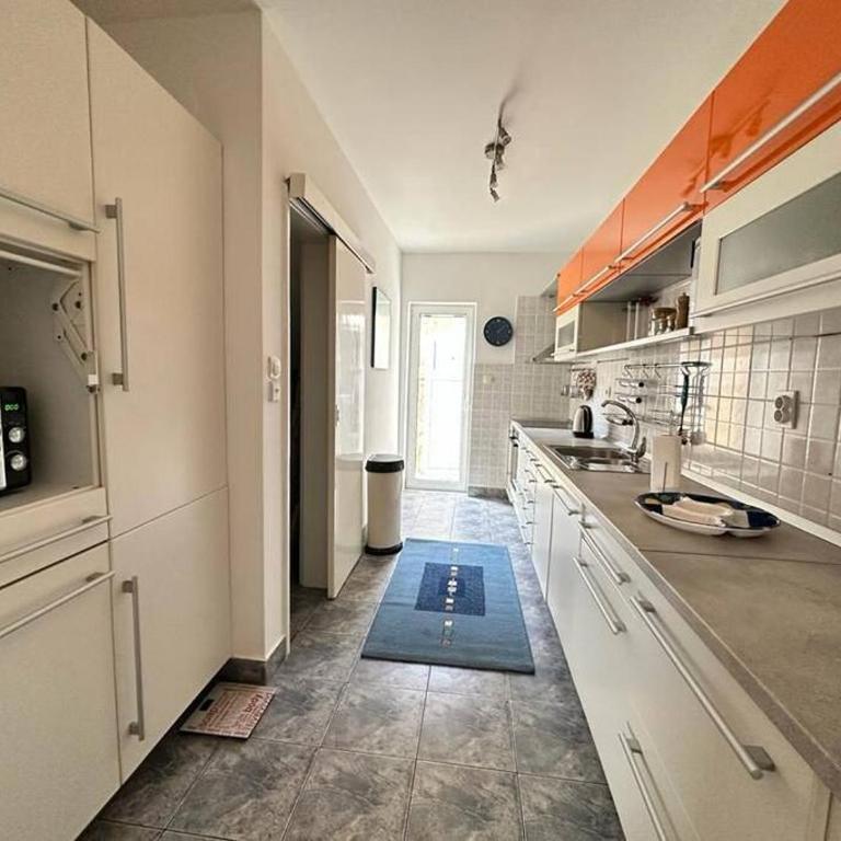 Monteview Duplex - Three-Bedroom House - 3