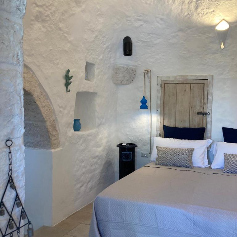 Lacinera Trulli e Lamie - Double Room with Garden View - 2