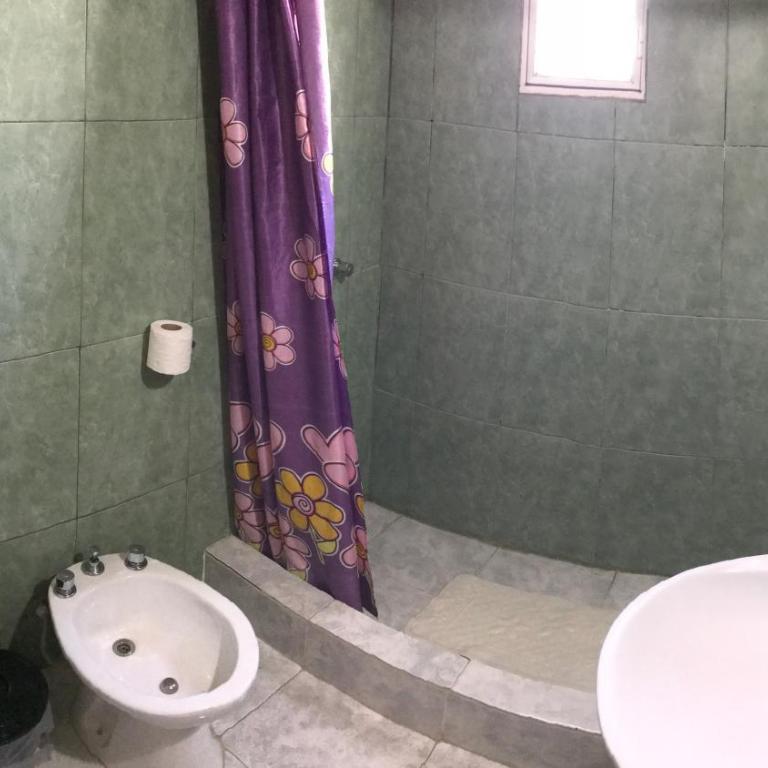 Hosteria Dharma - Habitación Familiar con baño privado - 2