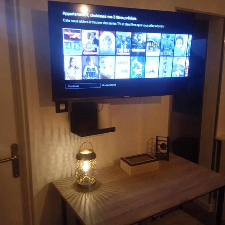 Jolie grand studio avec vue sur les vosges, balcon - One-Bedroom Apartment - 14