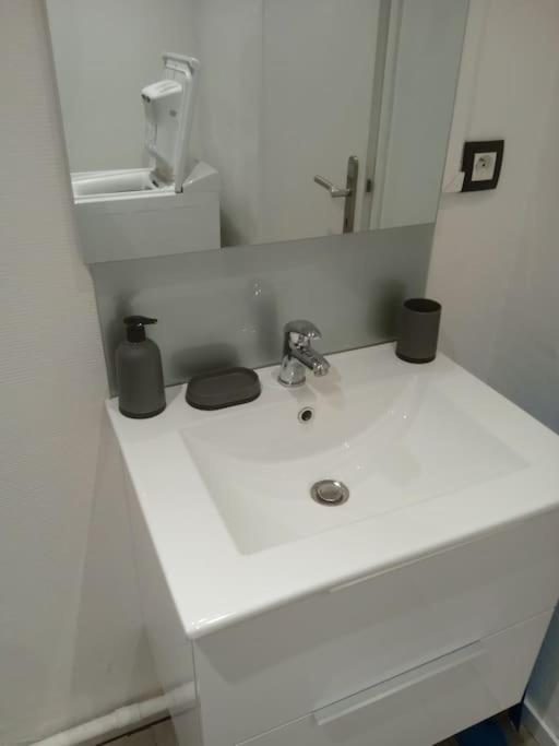 Jolie grand studio avec vue sur les vosges, balcon - One-Bedroom Apartment - 17