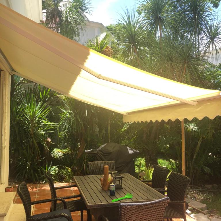 Casa Mi Tesoro Vacation Rooms - Three-Bedroom House - 2