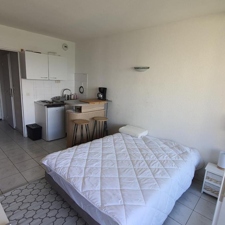 Studio 31 Le Cap d'Agde vue mer, proche plage, l'île des pêcheurs - Studio-Apartment mit Meerblick - 4
