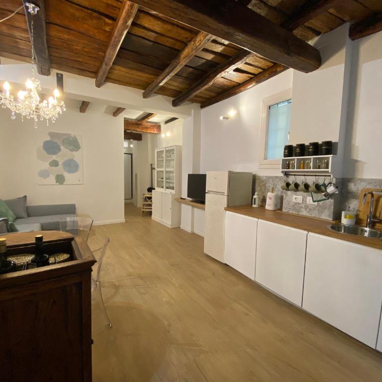 Il cortile tra i portici - Appartamento con 1 Camera da Letto - 7