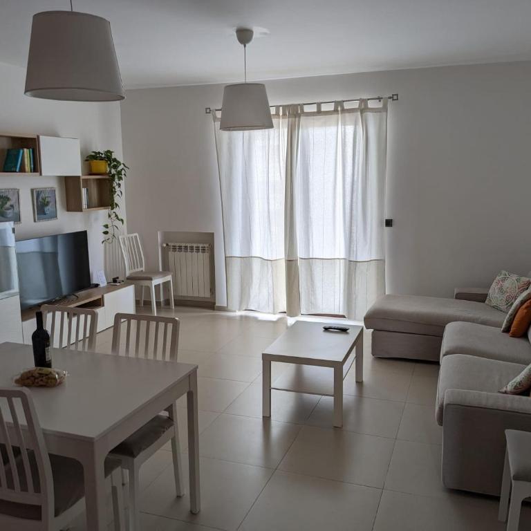 La Casa dei Due Mari - large apartment with parking - Two-Bedroom Apartment - 1