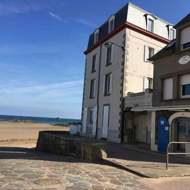 Location studio équipé à 200m de la plage. - Appartement 1 Chambre - 25