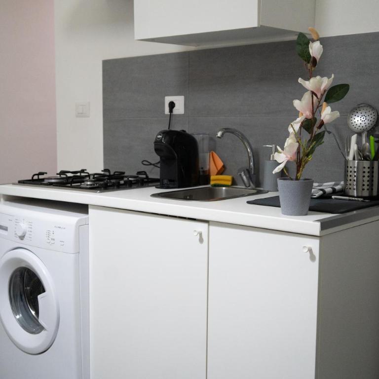 FREE FLAT - One-Bedroom Apartment - 31