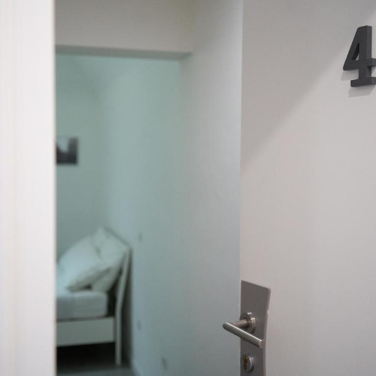 FREE FLAT - One-Bedroom Apartment - 36