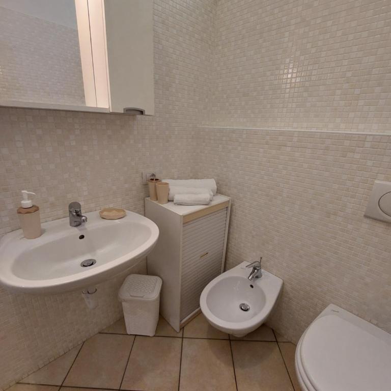 Eva house - Appartamento con 2 Camere da Letto - 14