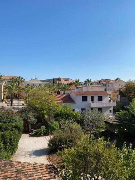 Très bel appartement, port Sanary, - Apartment mit 2 Schlafzimmern - 7