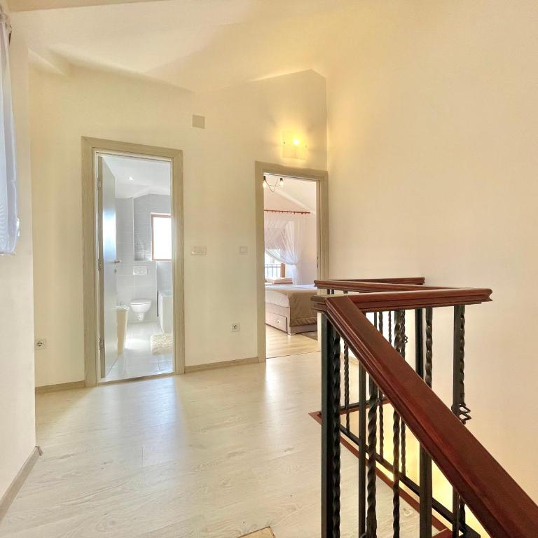 Villa Serenity Budva - Vila sa 3 Spavaće Sobe - 20