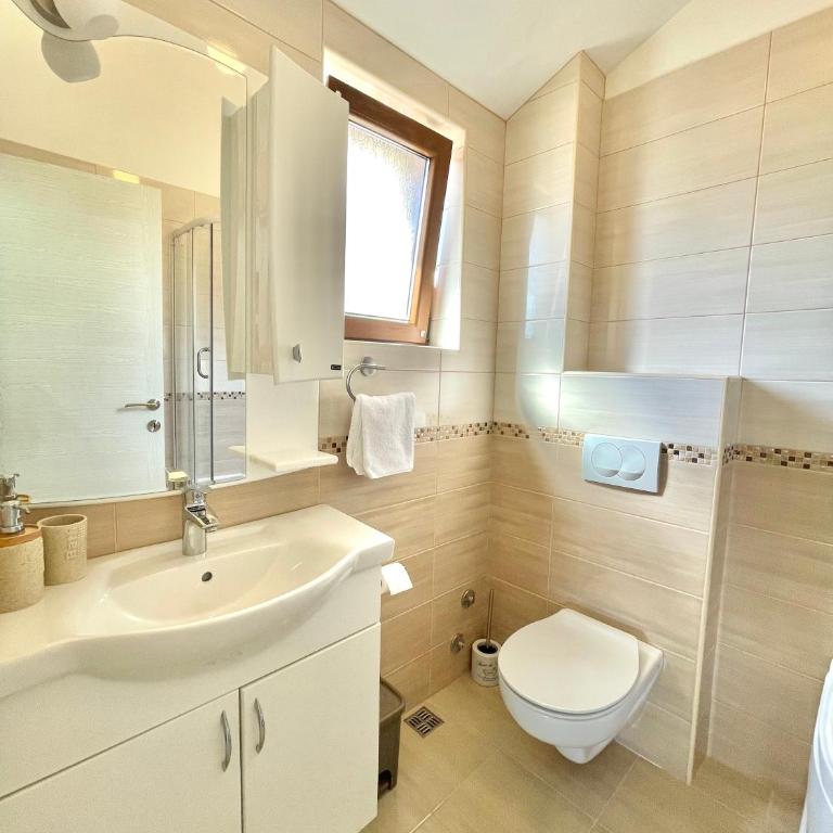 Villa Serenity Budva - Vila sa 3 Spavaće Sobe - 27