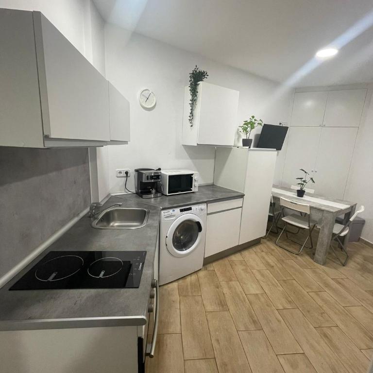 Apartamentos en Alameda junto al Corte Inglés - Apartamento de 1 dormitorio - 8