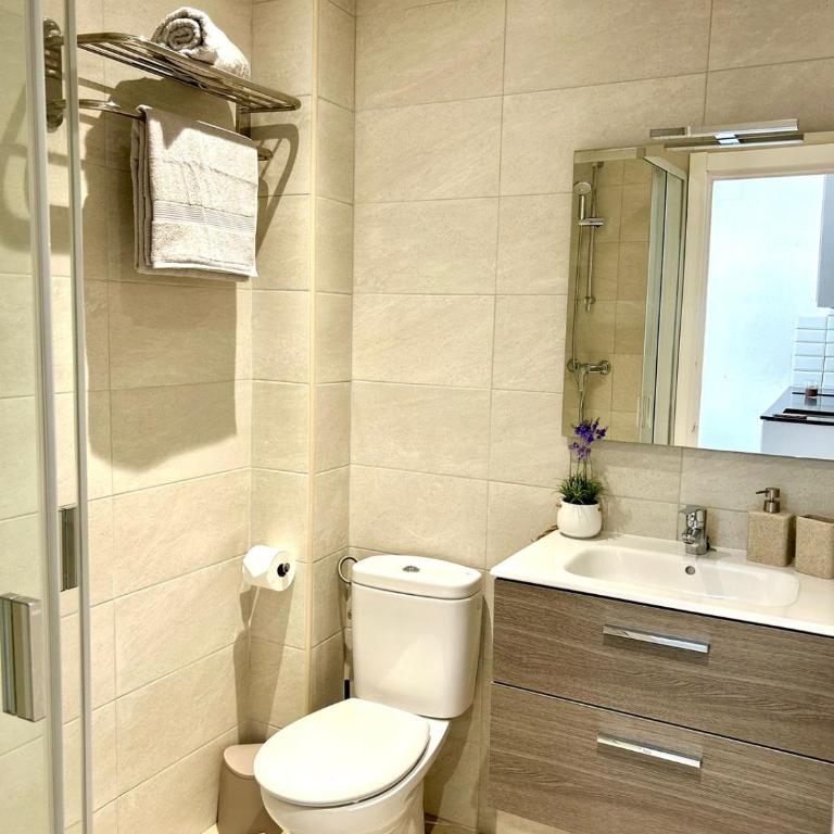 Menorca Chic Apartment Near Beach & Harbour - Apartamento de 2 dormitorios - 3