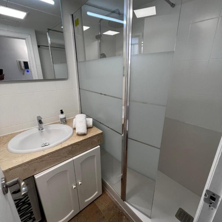 Apartamento a 3 minutos de la playa - Two-Bedroom Apartment - 28