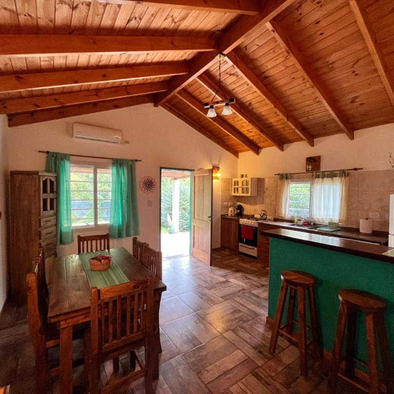 Hermosa Cabaña con piscina a orillas del Río - Villa de 1 dormitorio - 1