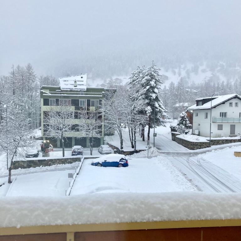 Spacious 3 Room Apartment - Family-Friendly - Central Leukerbad - Great Views - Apartment mit 3 Schlafzimmern - 24
