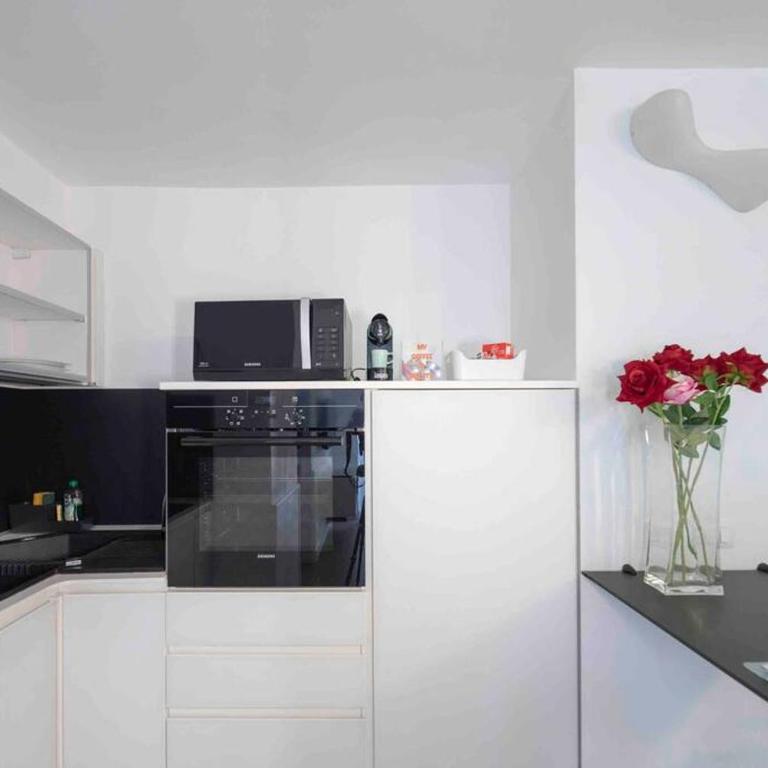 Piazza di Spagna - Suite Frezza - One-Bedroom Apartment - 16