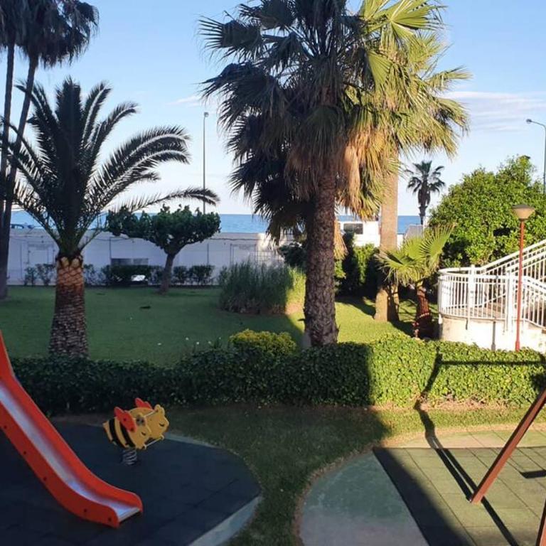 Incredible seafront with sunrise and sunset views - One-Bedroom Apartment - 6