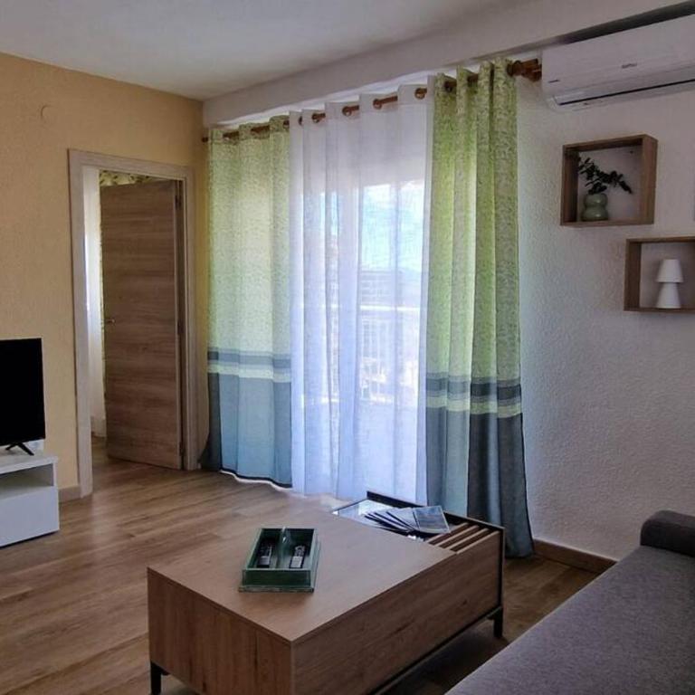 Incredible seafront with sunrise and sunset views - One-Bedroom Apartment - 4