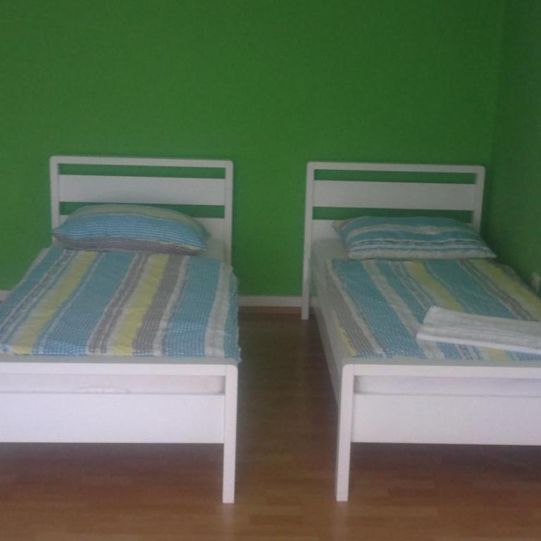 Hostel Havana - Dvokrevetna Soba sa Zasebnim Krevetima i Kupatilom - 3