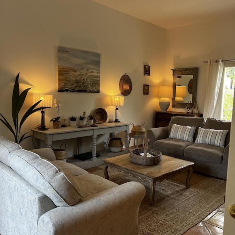 Charming, chic, secluded villa within walking distance from Lorgues - Villa - 22