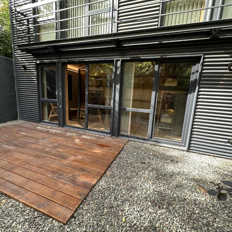 Hermoso departamento de 3 ambientes con amplio jardin. 1V5 - Apartamento de 2 dormitorios - 7