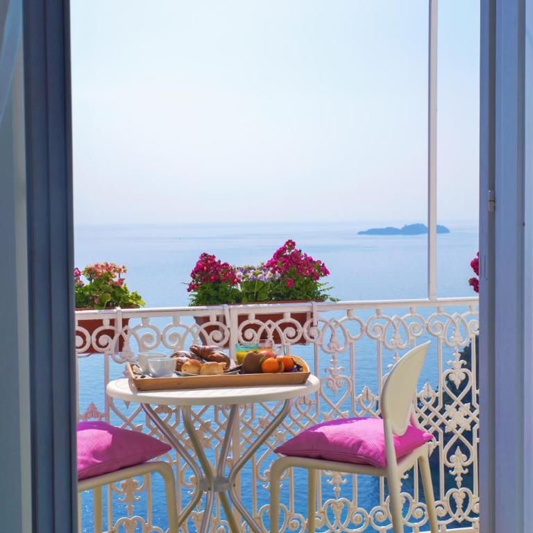 Casa Nilde - Camera Matrimoniale Superior con Balcone e Vista Mare - 1