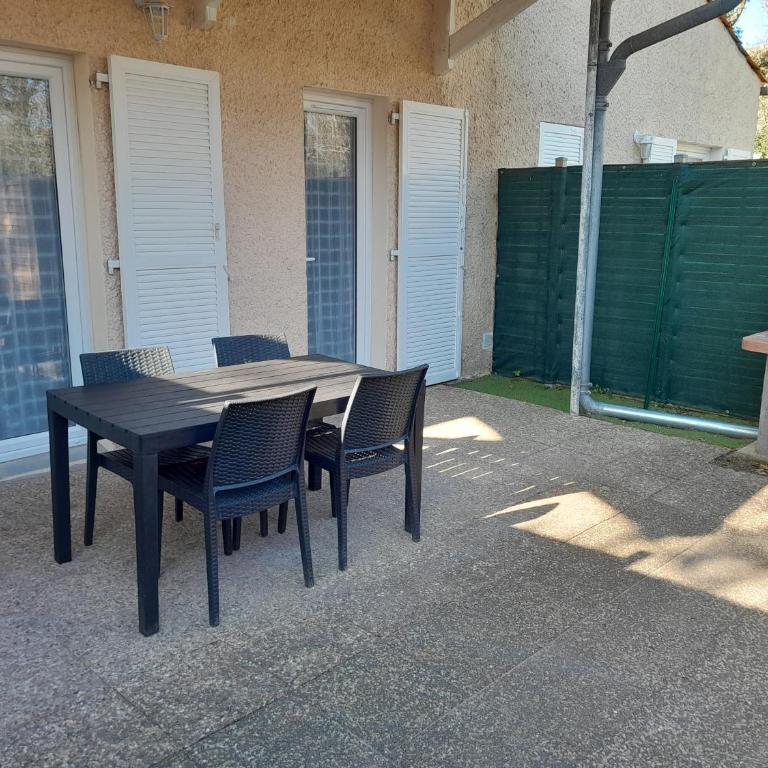 Appartement SOULAC SUR MER À 500 m de la plage N 5 - Apartment mit Gartenblick - 8